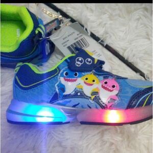 Baby shark LIGHT UP sneakers